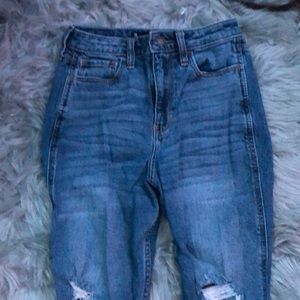 Hollister ultra high rise mom jeans dark wash